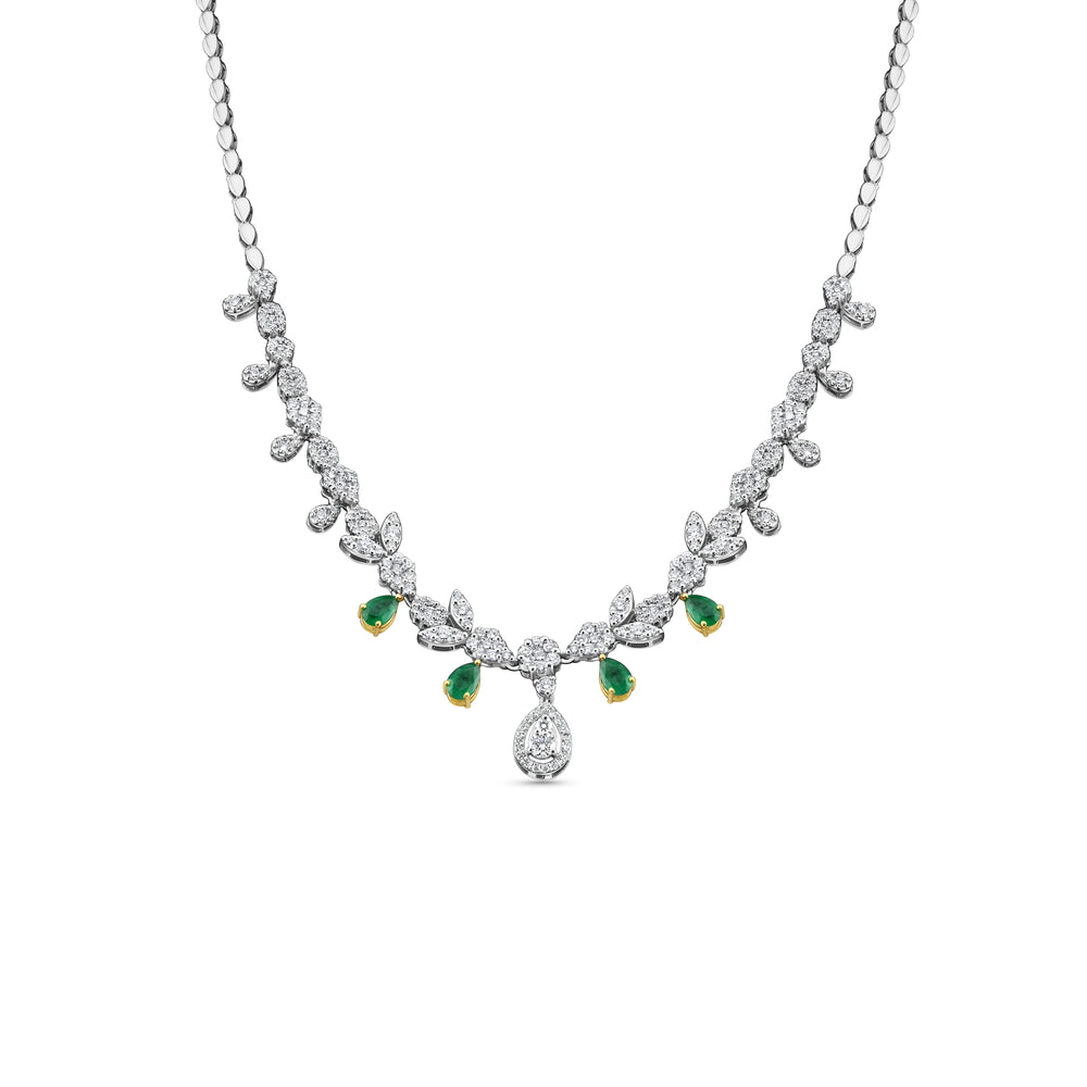 The Émeraude Vine Necklace